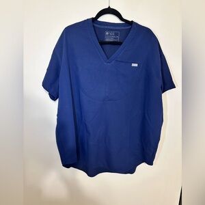 Figs Women’s Halle Tunic Scrub Top - Navy